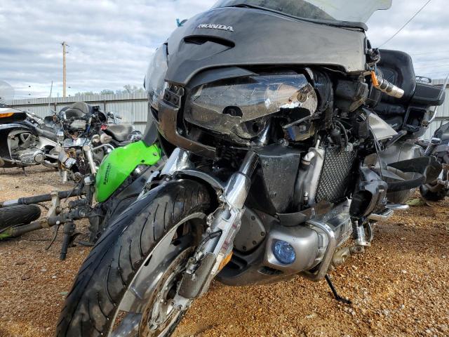 1HFSC47H5AA907038 - 2010 HONDA GL1800 GRAY photo 9