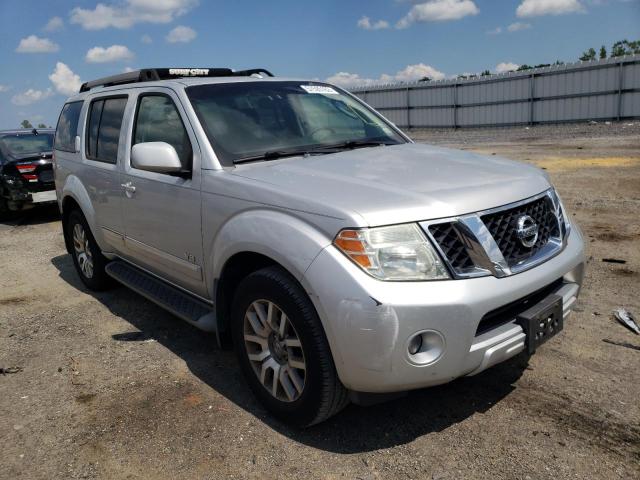 5N1BR18A88C631828 - 2008 NISSAN PATHFINDER SILVER photo 1