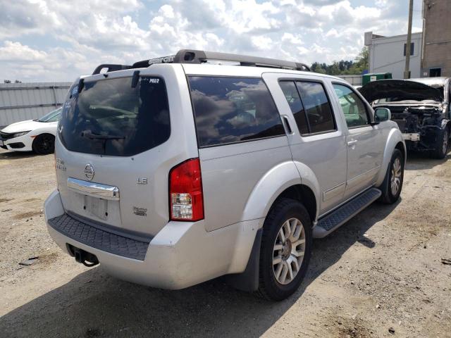 5N1BR18A88C631828 - 2008 NISSAN PATHFINDER SILVER photo 4