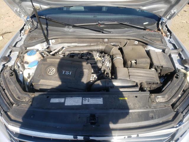 1VWCT7A37HC066011 - 2017 VOLKSWAGEN PASSAT SEL SILVER photo 7