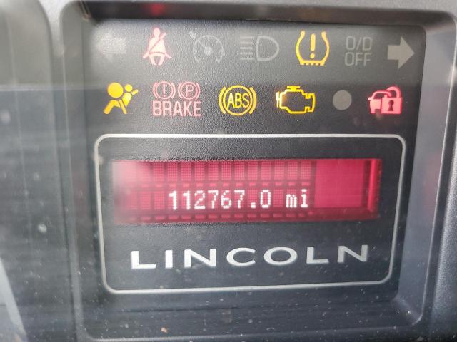 5LMFU27557LJ03105 - 2007 LINCOLN NAVIGATOR 红色 照片 8