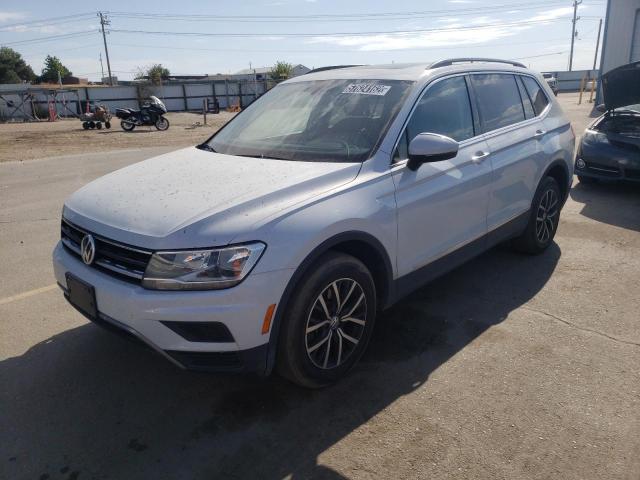 3VV3B7AX2JM221093 - 2018 VOLKSWAGEN TIGUAN SE WHITE photo 2