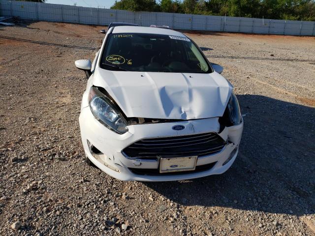 3FADP4AJ9GM144204 - 2016 FORD FIESTA S WHITE photo 9