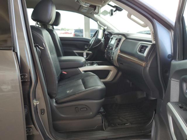 1N6AA1E56HN539293 - 2017 NISSAN TITAN SV GRAY photo 5