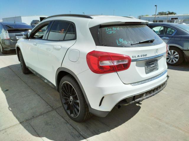 WDCTG4EB4JJ501215 - 2018 MERCEDES-BENZ GLA 250 WHITE photo 3