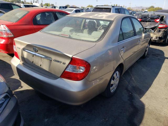 JTDBE32K420037548 - 2002 TOYOTA CAMRY LE GOLD photo 4