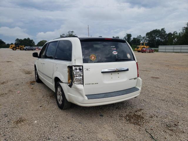 2A8HR54179R585003 - 2009 CHRYSLER TOWN & COU WHITE photo 3