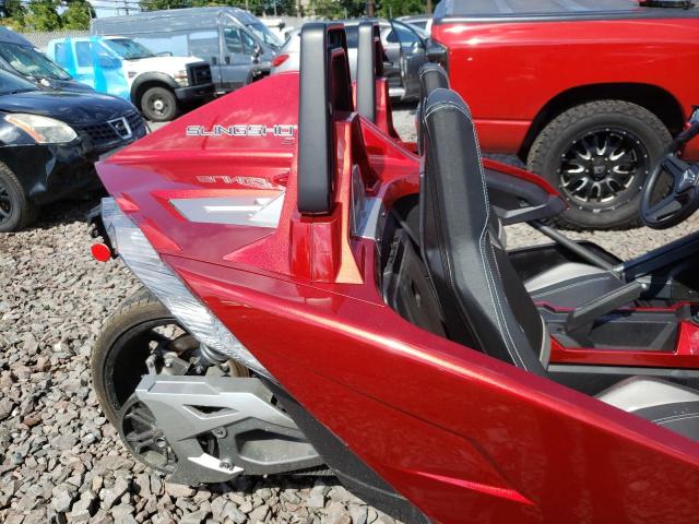 57XAAPFAXH8118880 - 2017 POLARIS SLINGSHOT RED photo 6