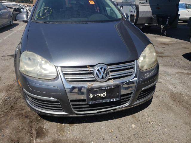 3VWDG71K05M610990 - 2005 VOLKSWAGEN NEW JETTA GRAY photo 9