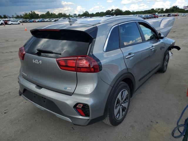 KNDCB3LC9N5506421 - 2022 KIA NIRO LX GRAY photo 4