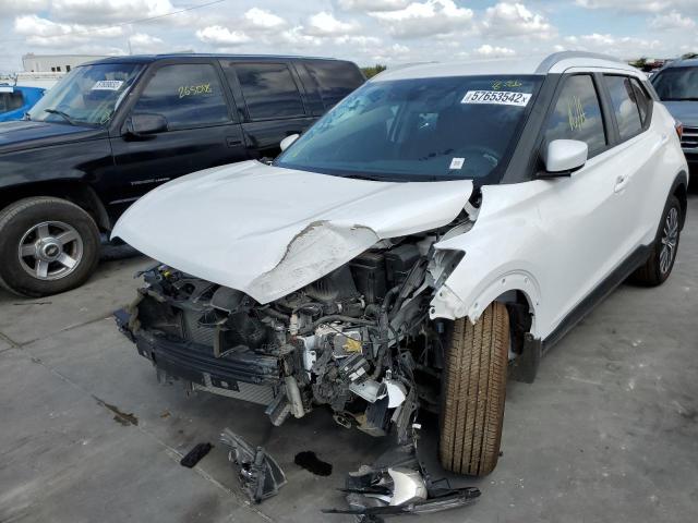 3N1CP5CV0NL526154 - 2022 NISSAN KICKS SV WHITE photo 2