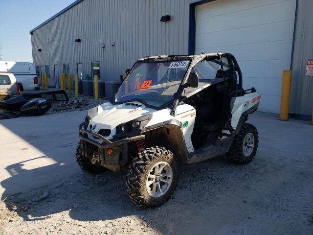 3JBKKAN21FJ001302 - 2015 CAN-AM COMMANDER SILVER photo 2
