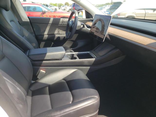 5YJYGDEF6MF268447 - 2021 TESLA MODEL Y Blanc photo 5