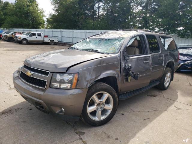 1GNSKJE33BR361448 - 2011 CHEVROLET SUBURBAN K GRAY photo 2