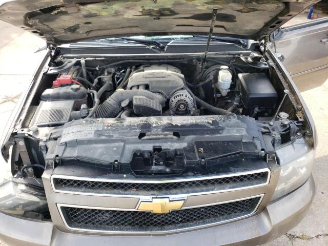 1GNSKJE33BR361448 - 2011 CHEVROLET SUBURBAN K GRAY photo 7