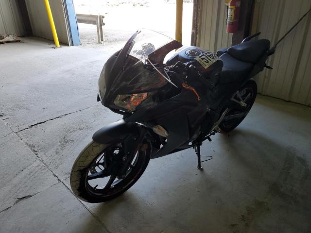 MLHNC5106N5800110 - 2022 HONDA CBR300 R BLACK photo 2