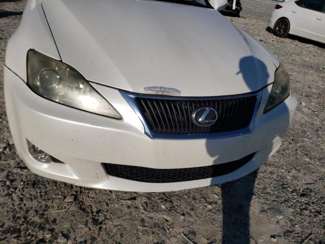 JTHBF5C28A5127163 - 2010 LEXUS IS 250 WHITE photo 9