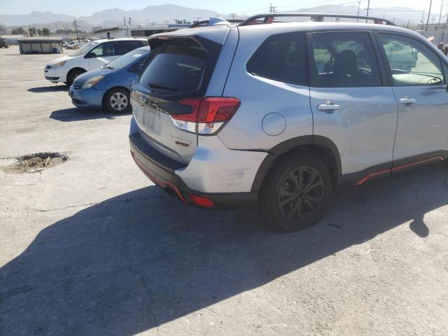 JF2SKARC8MH503743 - 2021 SUBARU FORESTER S SILVER photo 9