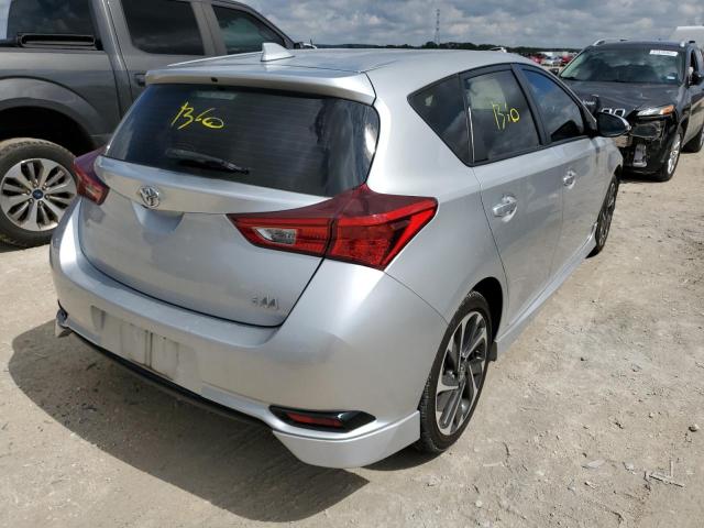 JTNKARJE8JJ559873 - 2018 TOYOTA COROLLA IM SILVER photo 4