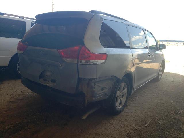 5TDKK3DC1DS341015 - 2013 TOYOTA SIENNA LE GRAY photo 4