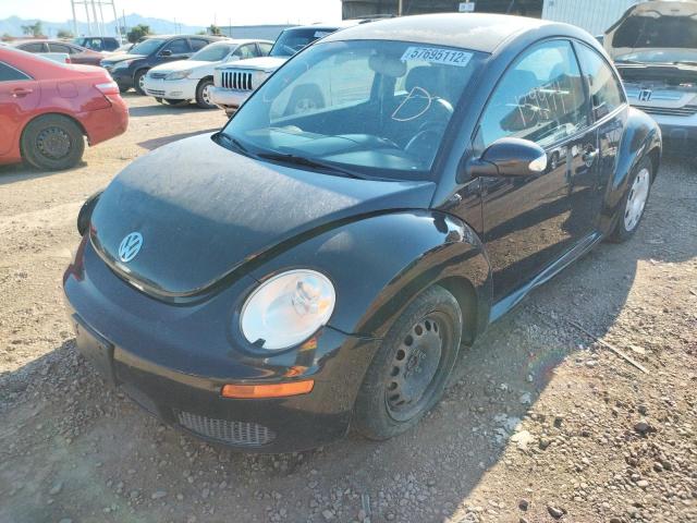 3VWPW3AG6AM007606 - 2010 VOLKSWAGEN NEW BEETLE 黑色 照片 2