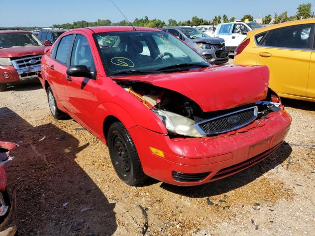 1FAHP34N57W156859 - 2007 FORD FOCUS ZX4 RED photo 1