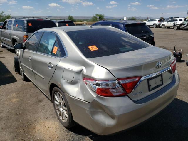 4T4BF1FK6FR492221 - 2015 TOYOTA CAMRY LE GOLD photo 3