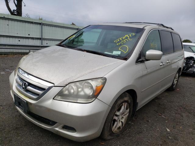 5FNRL38775B035998 - 2005 HONDA ODYSSEY SILVER photo 2