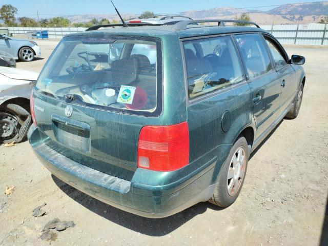 WVWNA63B2XE513234 - 1999 VOLKSWAGEN PASSAT GLS GREEN photo 4