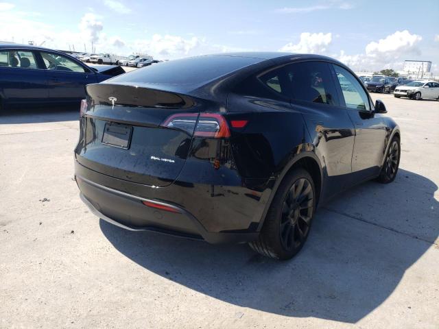 7SAYGDEE8NF387208 - 2022 TESLA MODEL Y Черный фото 4
