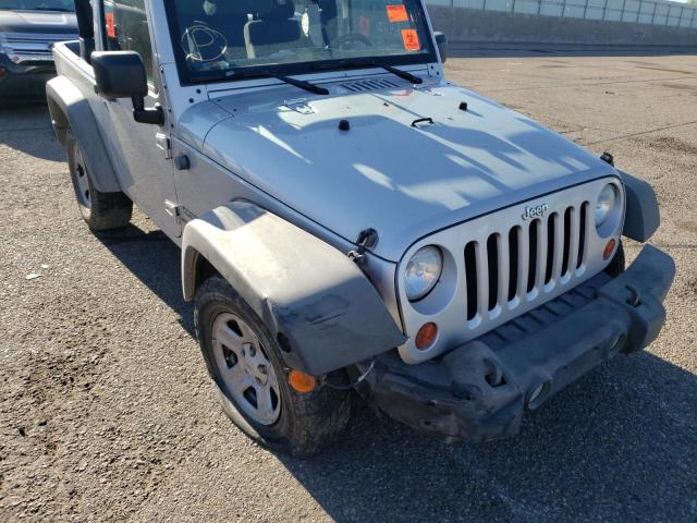 1J4AA2D17BL502080 - 2011 JEEP WRANGLER S SILVER photo 9