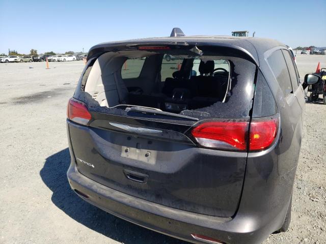 2C4RC1CG8HR695231 - 2017 CHRYSLER PACIFICA L GRAY photo 9