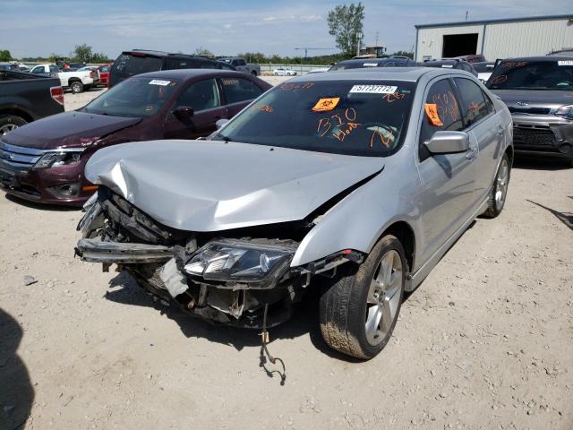 3FAHP0KC6AR318699 - 2010 FORD FUSION SPO SILVER photo 2