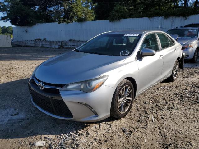 4T1BF1FK2FU002223 - 2015 TOYOTA CAMRY LE SILVER photo 2