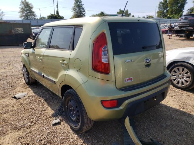 KNDJT2A59D7505646 - 2013 KIA SOUL GREEN photo 3