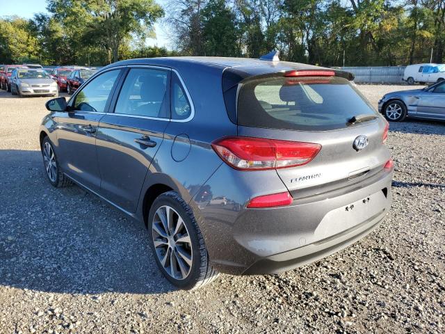 KMHH35LE5KU100097 - 2019 HYUNDAI ELANTRA GT SILVER photo 3