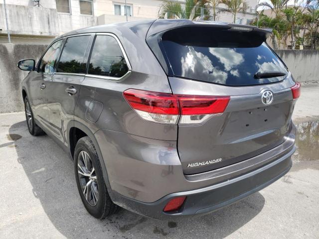 5TDZARFH0KS056011 - 2019 TOYOTA HIGHLANDER GRAY photo 3