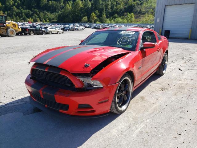 1ZVBP8CF0D5220909 - 2013 FORD MUSTANG GT RED photo 2
