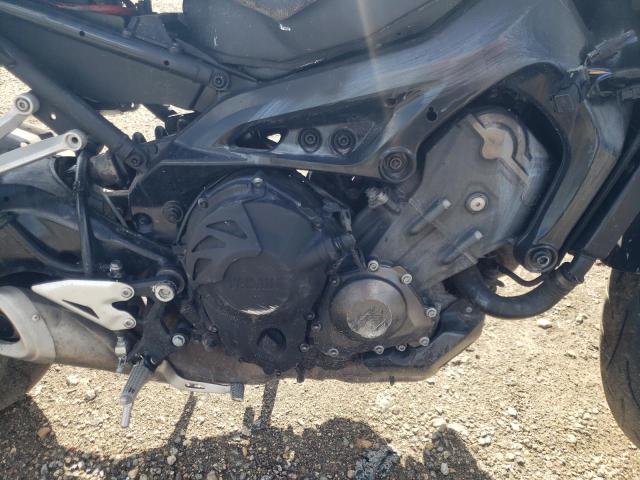 JYARN33E9EA004403 - 2014 YAMAHA FZ09 BLACK photo 7