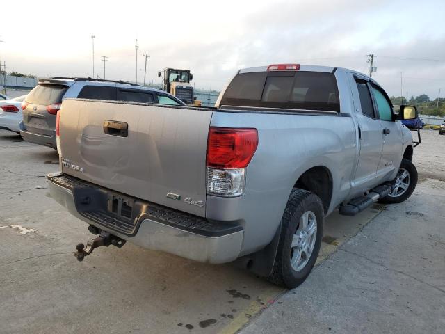 5TFUW5F1XBX177940 - 2011 TOYOTA TUNDRA DOU SILVER photo 4