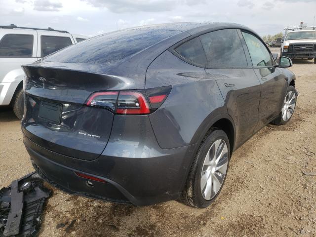 5YJYGDEEXMF244496 - 2021 TESLA MODEL Y رمادي صورة 4