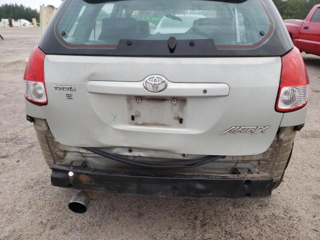 2T1KR32E83C058599 - 2003 TOYOTA MATRIX 银色 照片 9