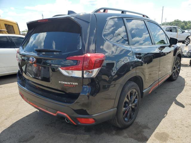 JF2SKARC0MH463593 - 2021 SUBARU FORESTER S BLACK photo 4