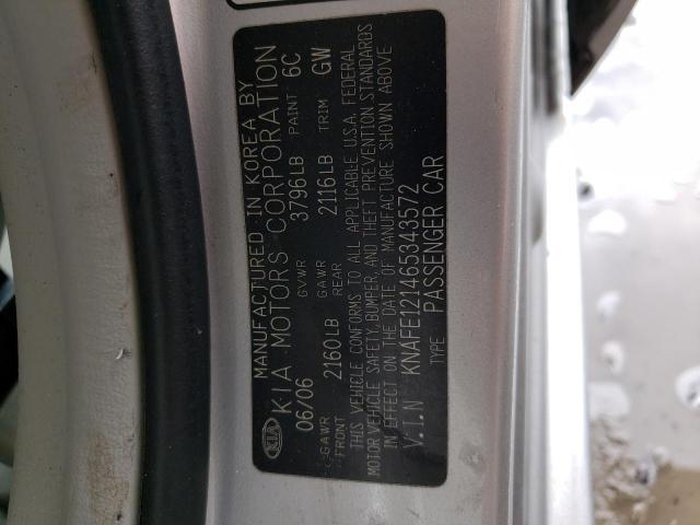 KNAFE121465343572 - 2006 KIA SPECTRA LX SILVER photo 10