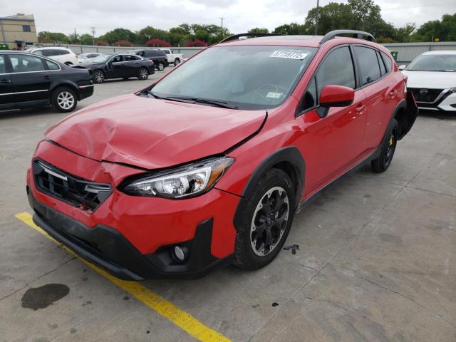 JF2GTAEC5M8308594 - 2021 SUBARU CROSSTREK RED photo 2