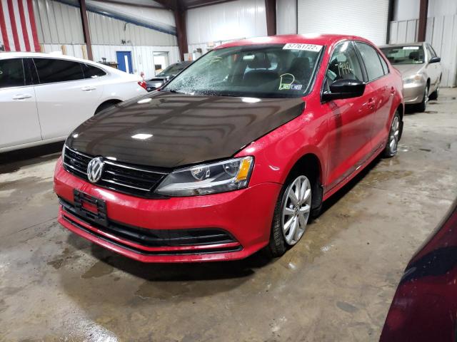 3VWD17AJ4FM218203 - 2015 VOLKSWAGEN JETTA SE RED photo 2