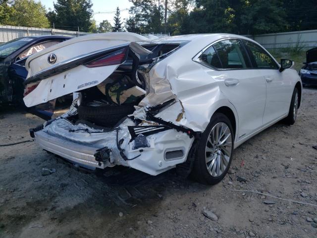 58AE21B18LU009770 - 2020 LEXUS ES 300H LU WHITE photo 4