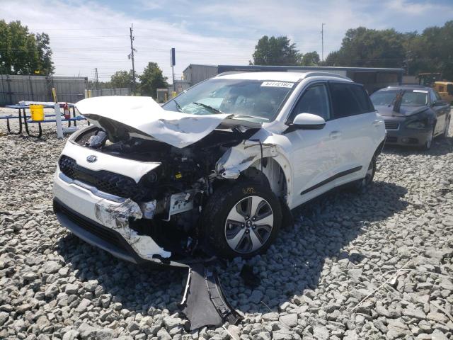 KNDCB3LC3L5369585 - 2020 KIA NIRO LX WHITE photo 2