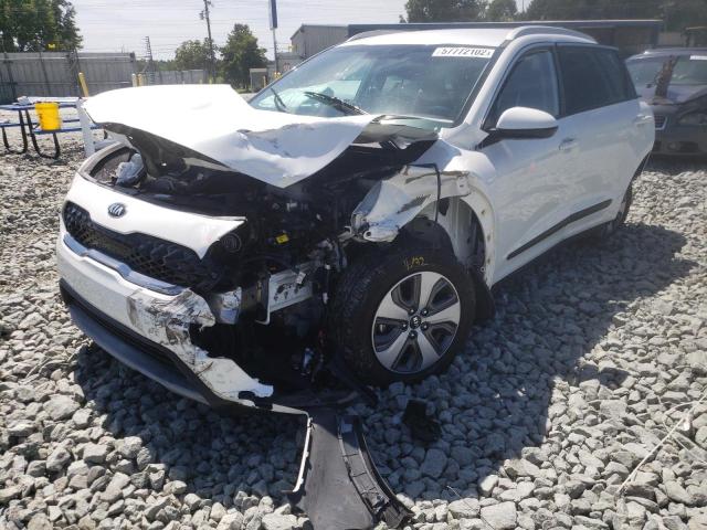 KNDCB3LC3L5369585 - 2020 KIA NIRO LX WHITE photo 9