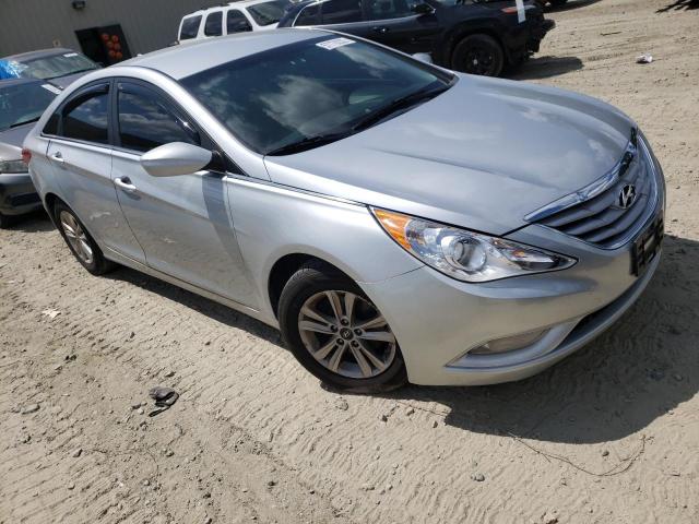 5NPEB4AC6DH689180 - 2013 HYUNDAI SONATA GLS SILVER photo 1